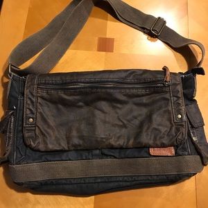 Messenger Bag